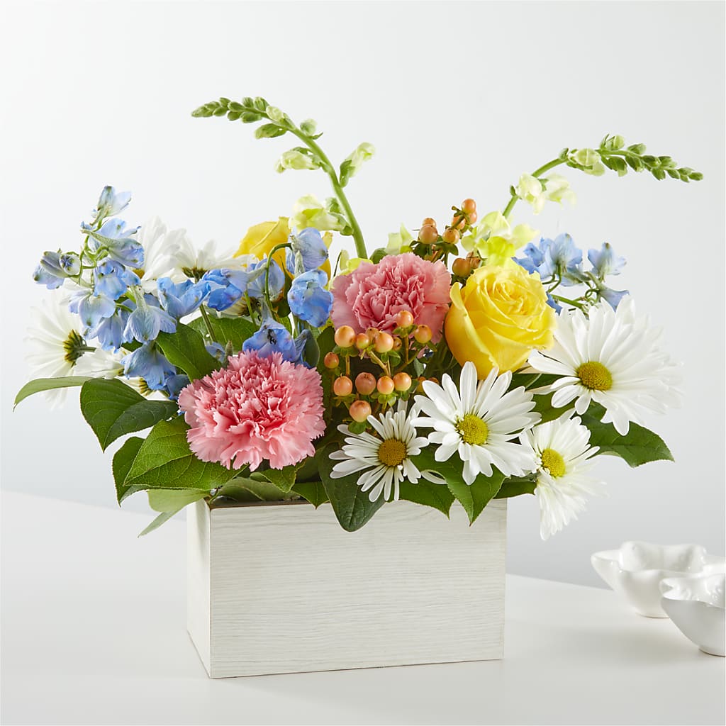 Sun Salutation Box Bouquet – Emil Yedowitz Florist Llc, Yonkers NY