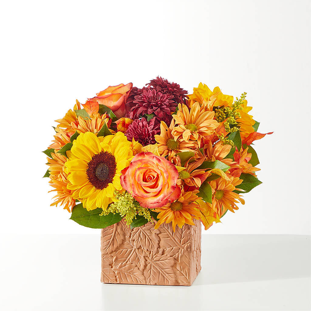 The Outdoors Bouquet –  Emil Yedowitz Florist Llc, Yonkers NY